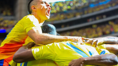 Colombia debuta con triunfo sobre Paraguay con James brillando