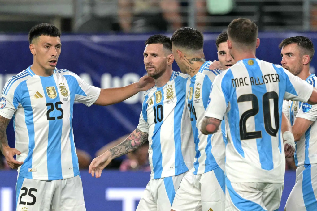 Argentina a la final tras vencer a Canadá. Messi rompe sequía de gol