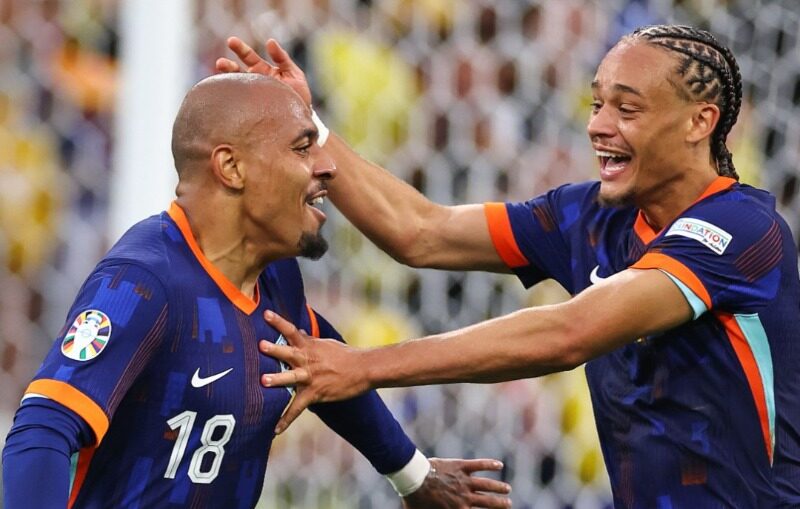 Holanda vence a Rumanía y alcanza los cuartos de final de la EURO